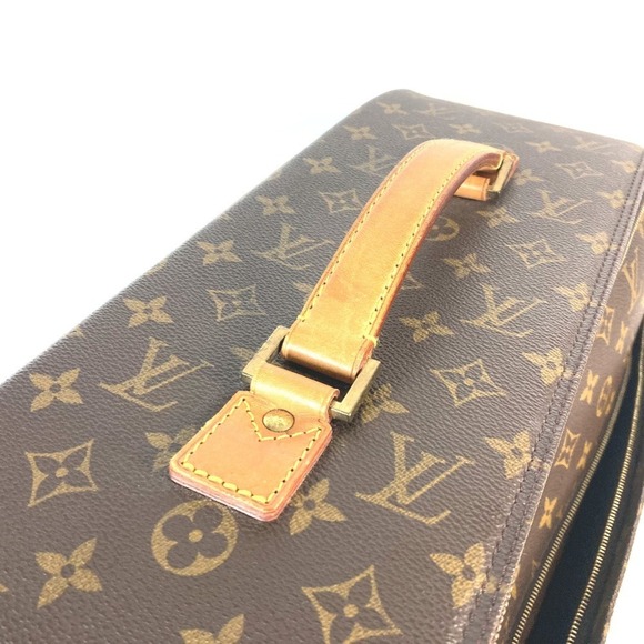 LOUIS VUITTON Authentic Brown Monogram Canvas Shoulder Bag - Picture 11 of 16